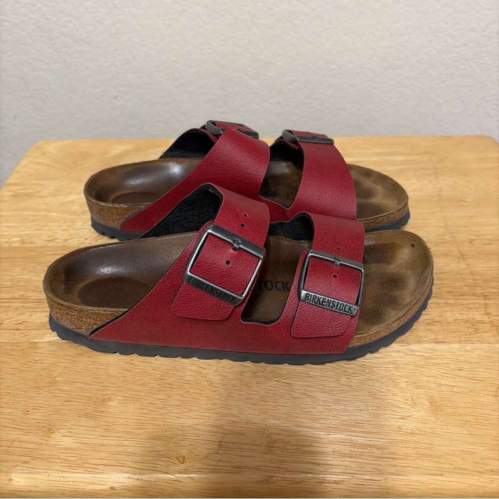 Birkenstock Arizona Two-Strap Sandals in Burgundy Red Size 37 US 6